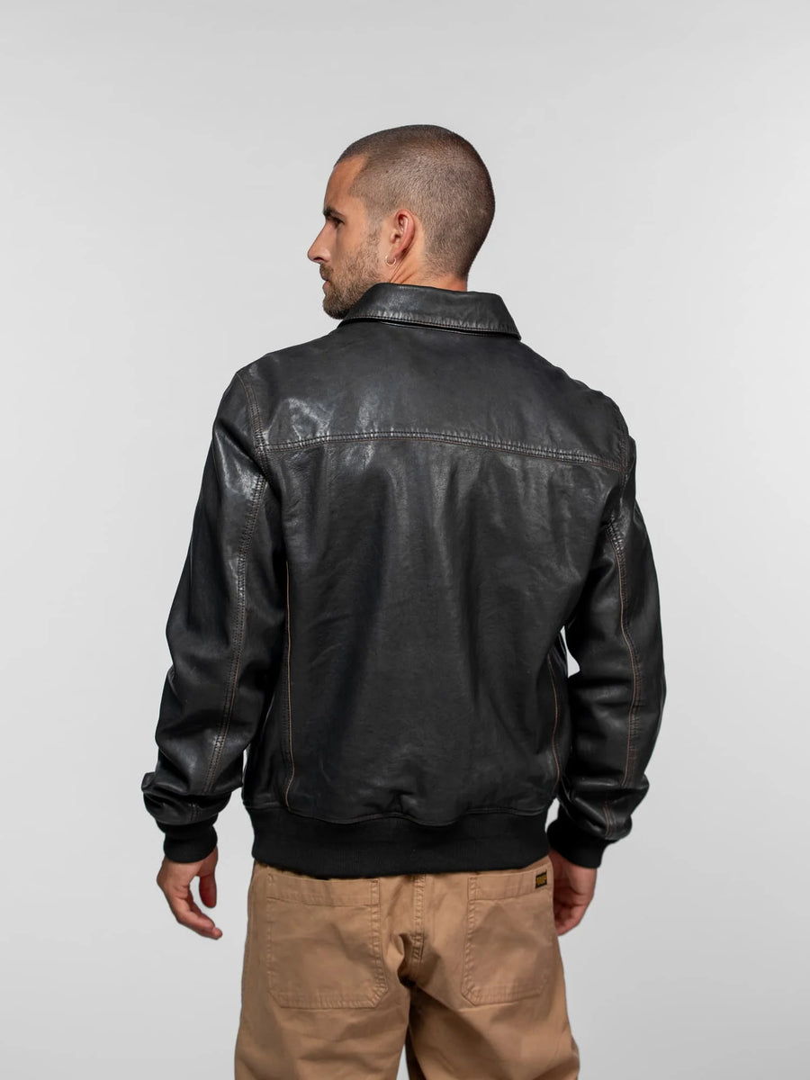 104385 FERBER BLACK 9  min