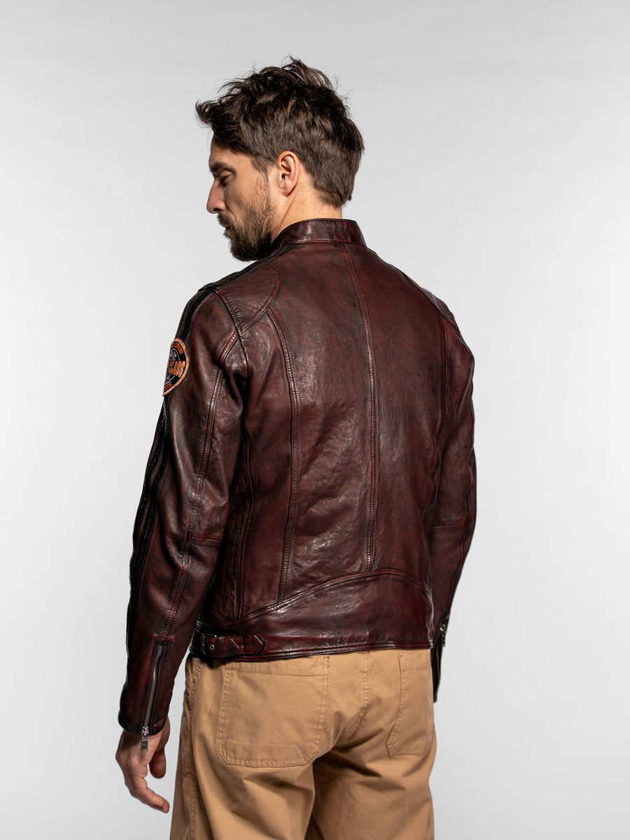 104684 OXBLOOD  8