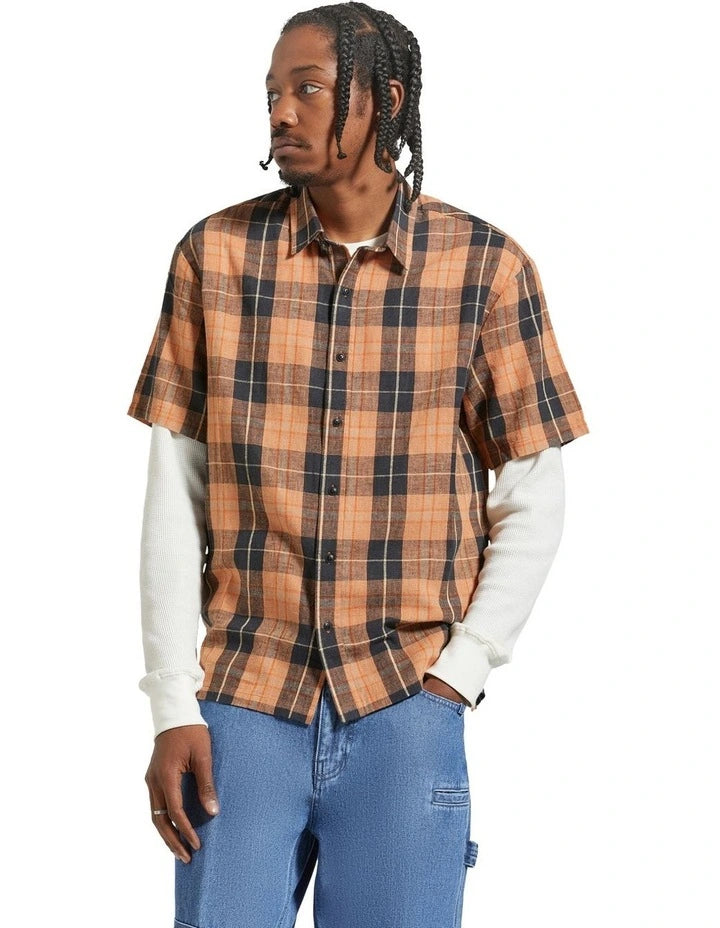 Brixton Cru Linen Blend S/S WVN — Black/Rose