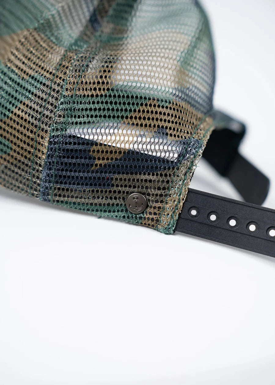 Iron and Resin Mesh Hat — Camo Homme-IRON AND RESIN-Industrie