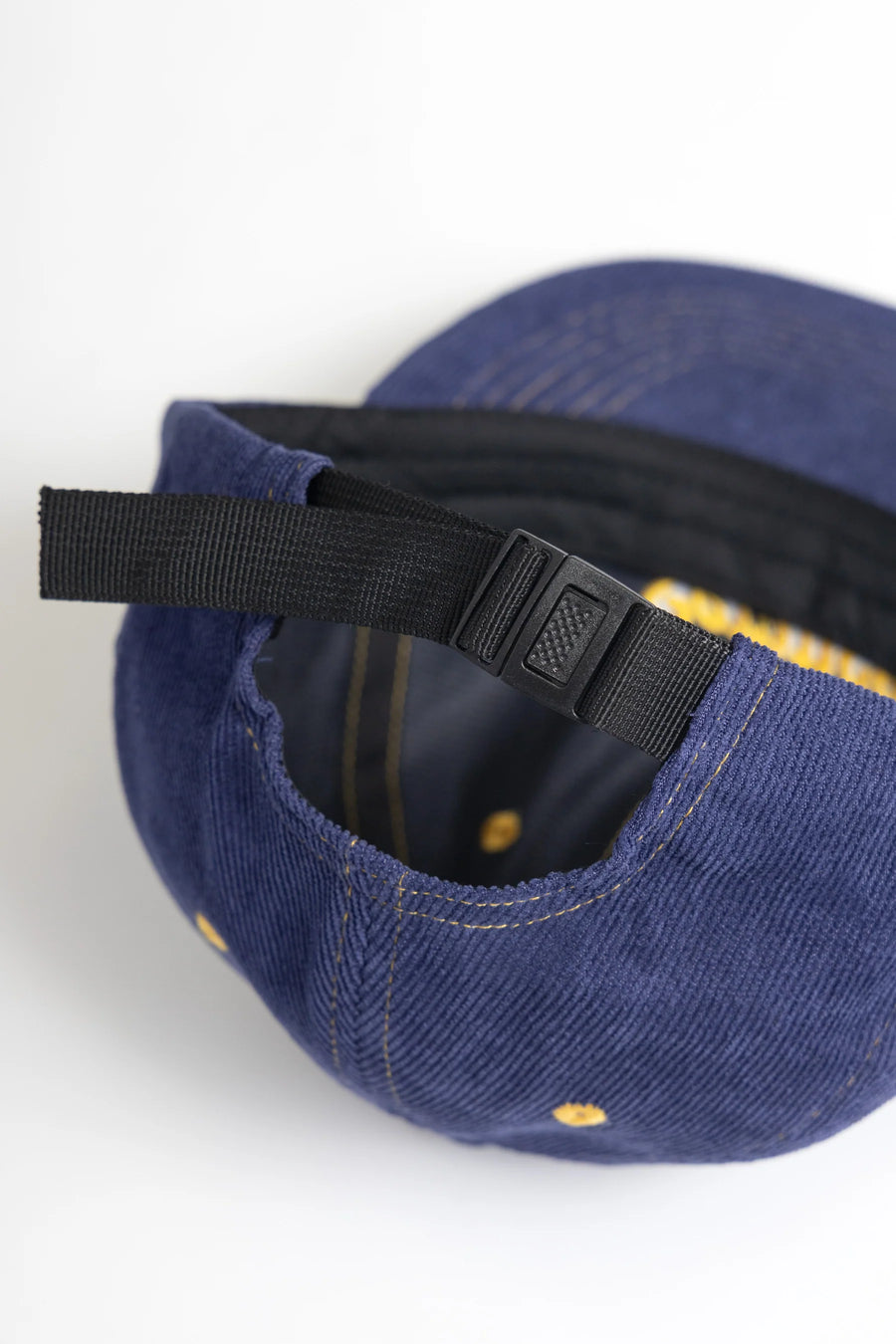 SW135 ServiceScriptCap Corduroy Navy 5