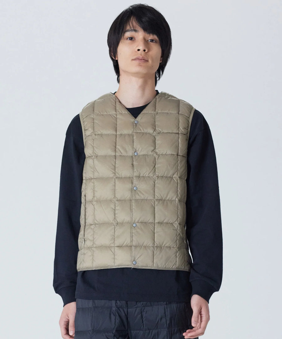 TAION 001 KHAKI mannequin
