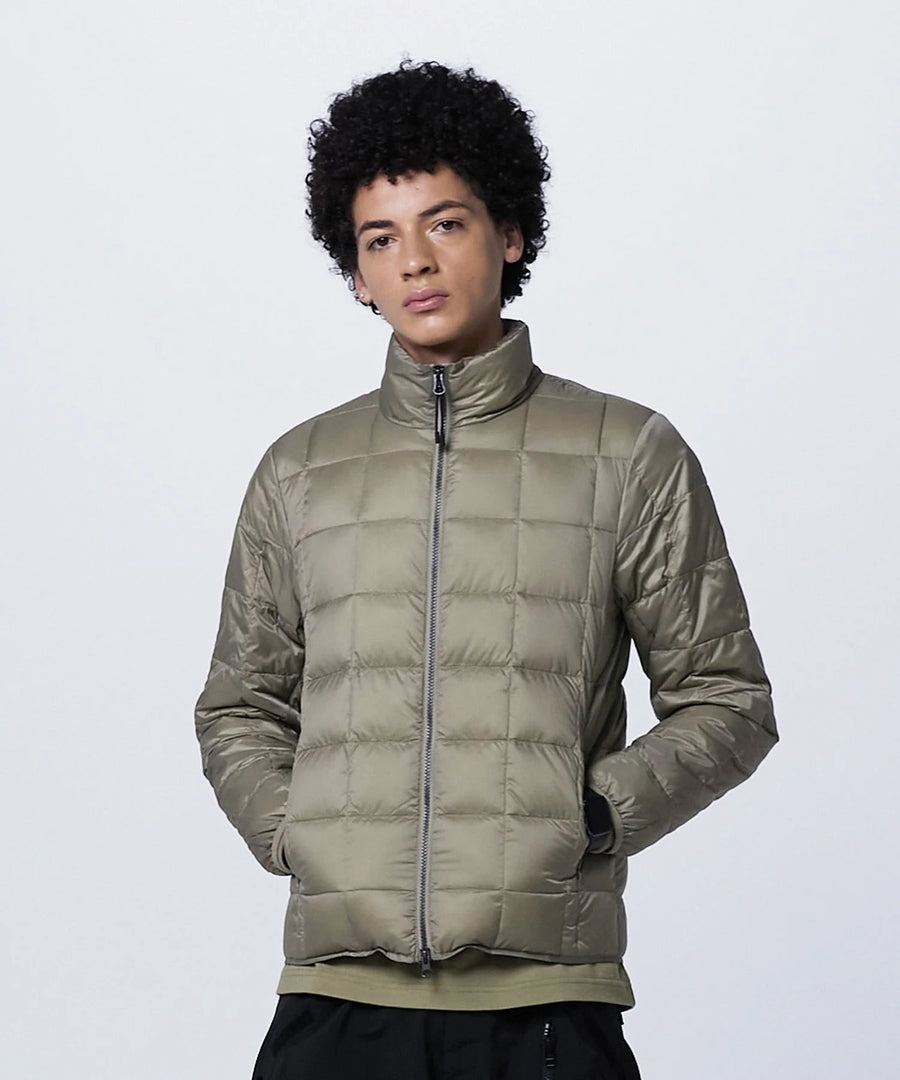 TAION 102WZ KHAKI Mannequin