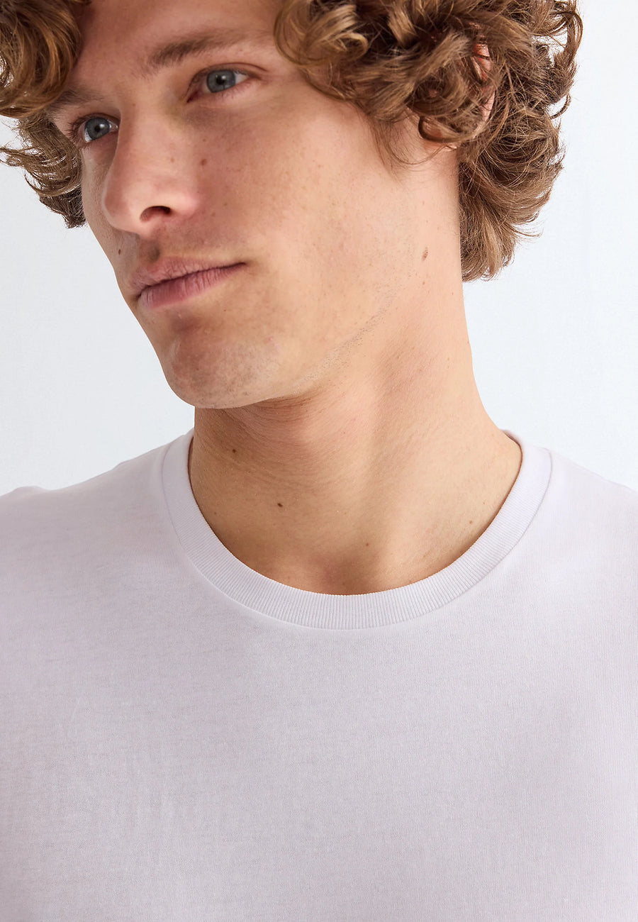 wrangler   classic tee   white 53